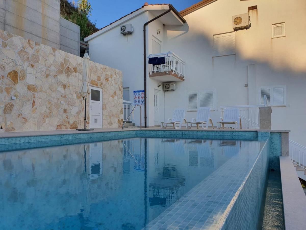 Apartment 4 With Pool And Amazing Sea View Lokva Rogoznica Exterior foto